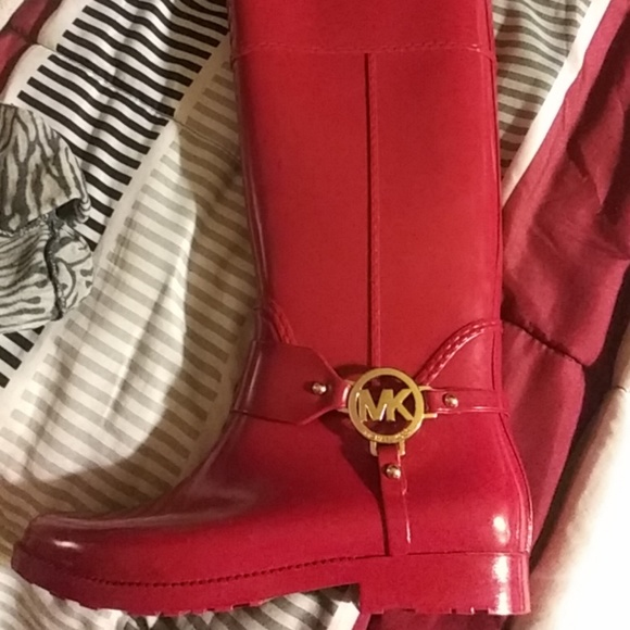 Michael kors rain boots size 6 - Picture 2 of 2